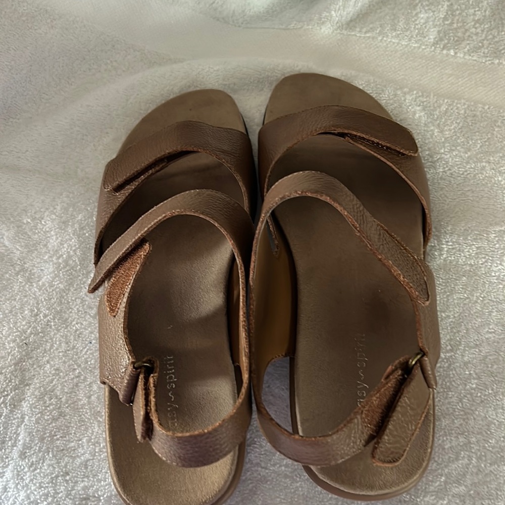 Easy spirit sandals